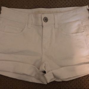 American Eagle white shorts
